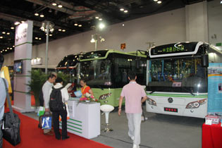 常隆客车展台