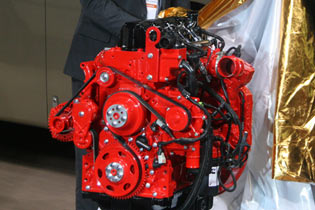 康明斯ISF黄金动力发动机