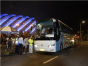 福州站选手展示金旅车模