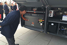 客户参观安凯新能源展车