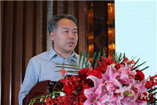 佘振清做市场形势分析