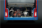 金龙XMQ6180G高端BRT发动机舱
