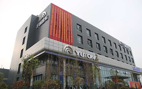 我是卡车人大赛现场