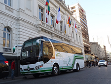 圣地亚哥武器广场前的宇通