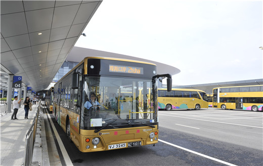 苏州金龙海格客车服务港珠澳大桥