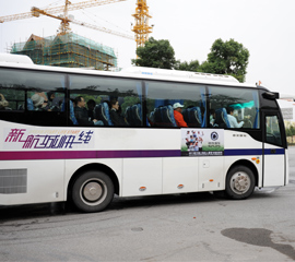 近距离赏析申龙客车