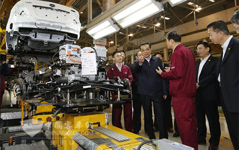 江淮汽车“红红火火”迎总理