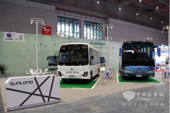 上海工博会申龙客车展台