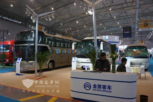 金旅三款拳头产品参与展览