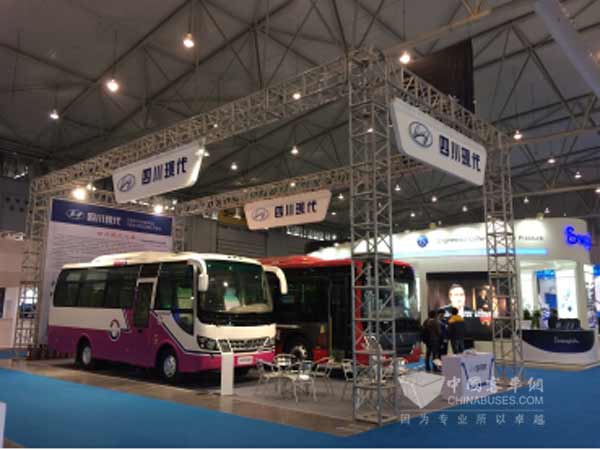 四川现代,清洁能源与新能源客车并举