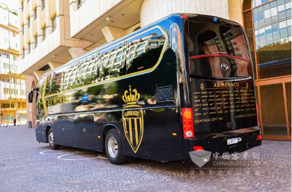 大金龙服务顶级足球俱乐部渐成常态