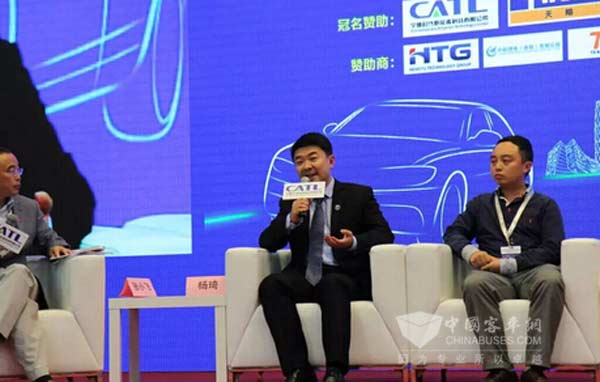 CATL与韩系竞争对手初次同台亮相引发关注