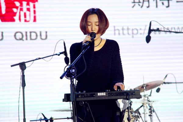 试水跨界营销,海格成“黑卡之夜”最亮的星