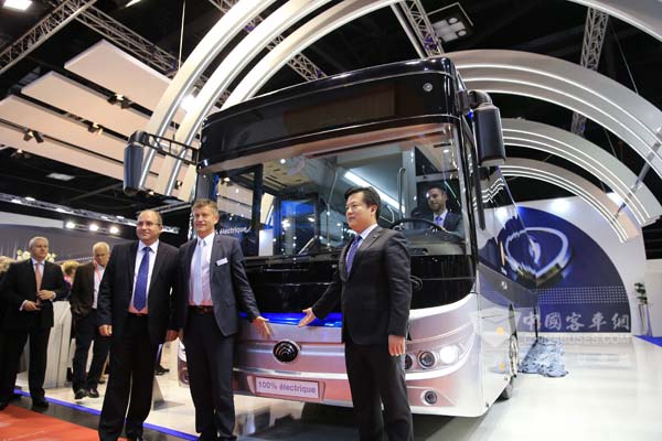 2015年10月宇通在比利时国际车展发布首款面向欧洲市场的纯电动客车