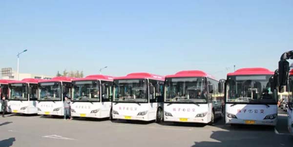 南京金龙2015年11月成纯电客车亚军