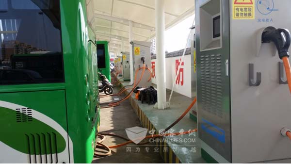 完备的充电桩配套设施