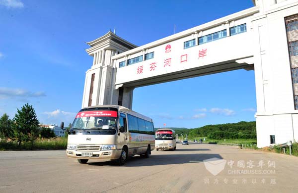 宝斯通成为“一带一路”陆路口岸万里行活动唯一指定用车