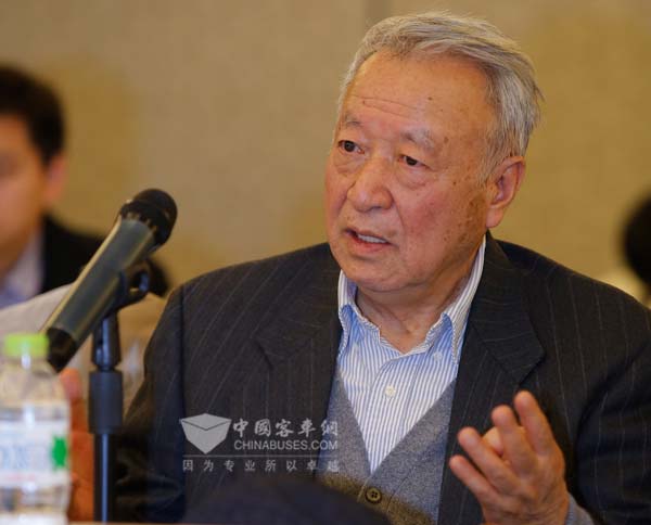 科技部新能源汽车重大项目专家组组长王秉刚