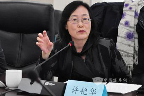 许艳华：建议暂停受理三元电动大巴免车购税申报