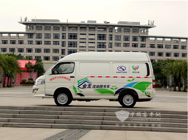 金龙客车流动图书车