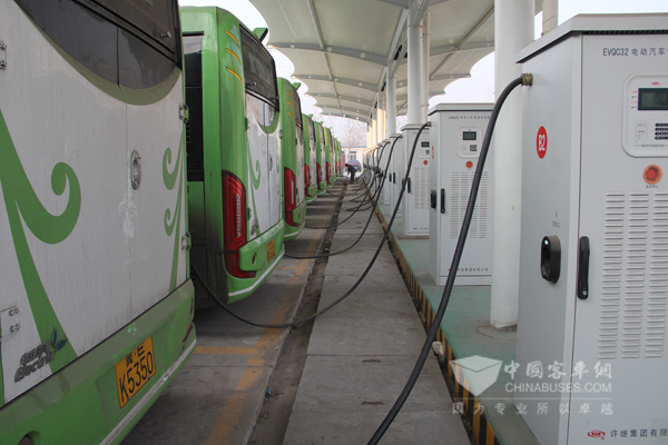 邢台沙河市首批157辆纯电动公交正式上线