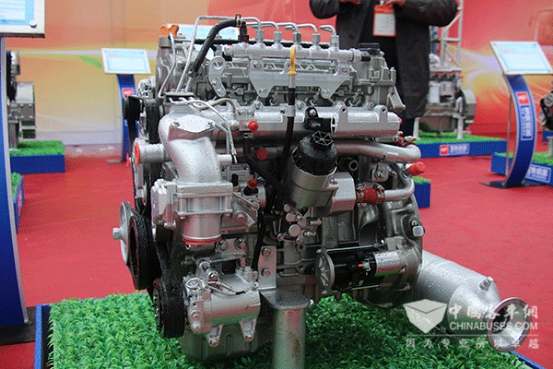 YC4Y22-50轻型柴油发动机