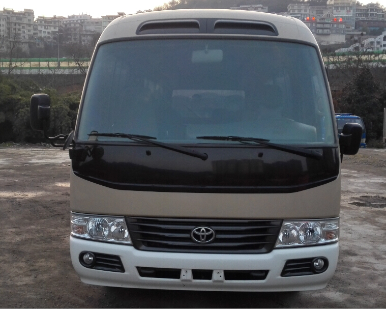 19座丰田考斯特