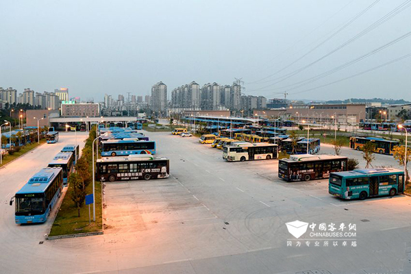 福州创建“公交都市” 2016年新增250辆新能源公交