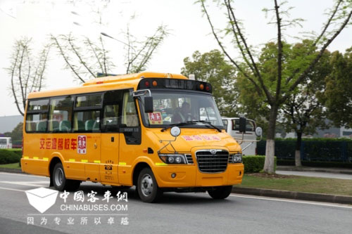 山东青岛：运营专业校车数量居全国首位