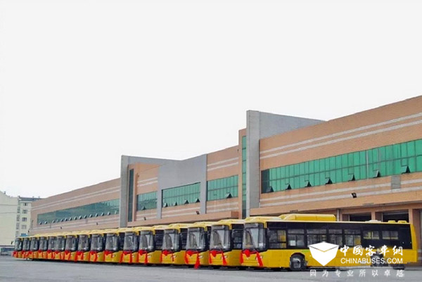 玉柴混动系统新能源车交付哈尔滨公交