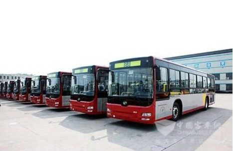 河北：兴隆县城至六道河镇公交车正式开通