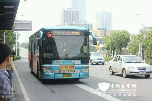 合肥:空调公交车季节性票价调整 5月1日起恢复2元