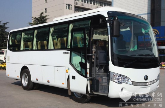 掘金大众旅游时代  宇通8米景区客车新品亮点多