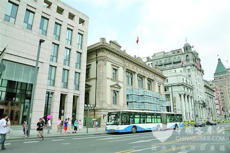 上海还有公交巨龙车吗？还有10辆！