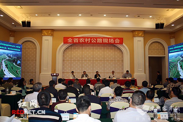 湖南：长沙三年内对20余条客运班线实现公交化改造