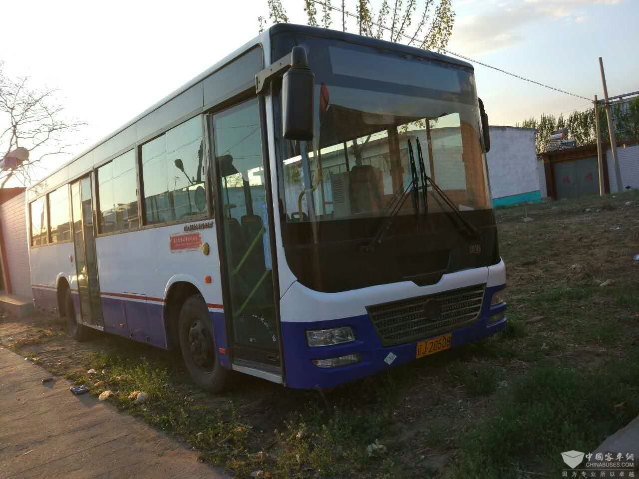 黄海原厂天然气大客车