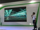 金龙技术研究院副院长苏亮介绍金龙城市之光大巴系列 金龙技术研究院副院长苏亮介绍金龙城市之光大巴系列