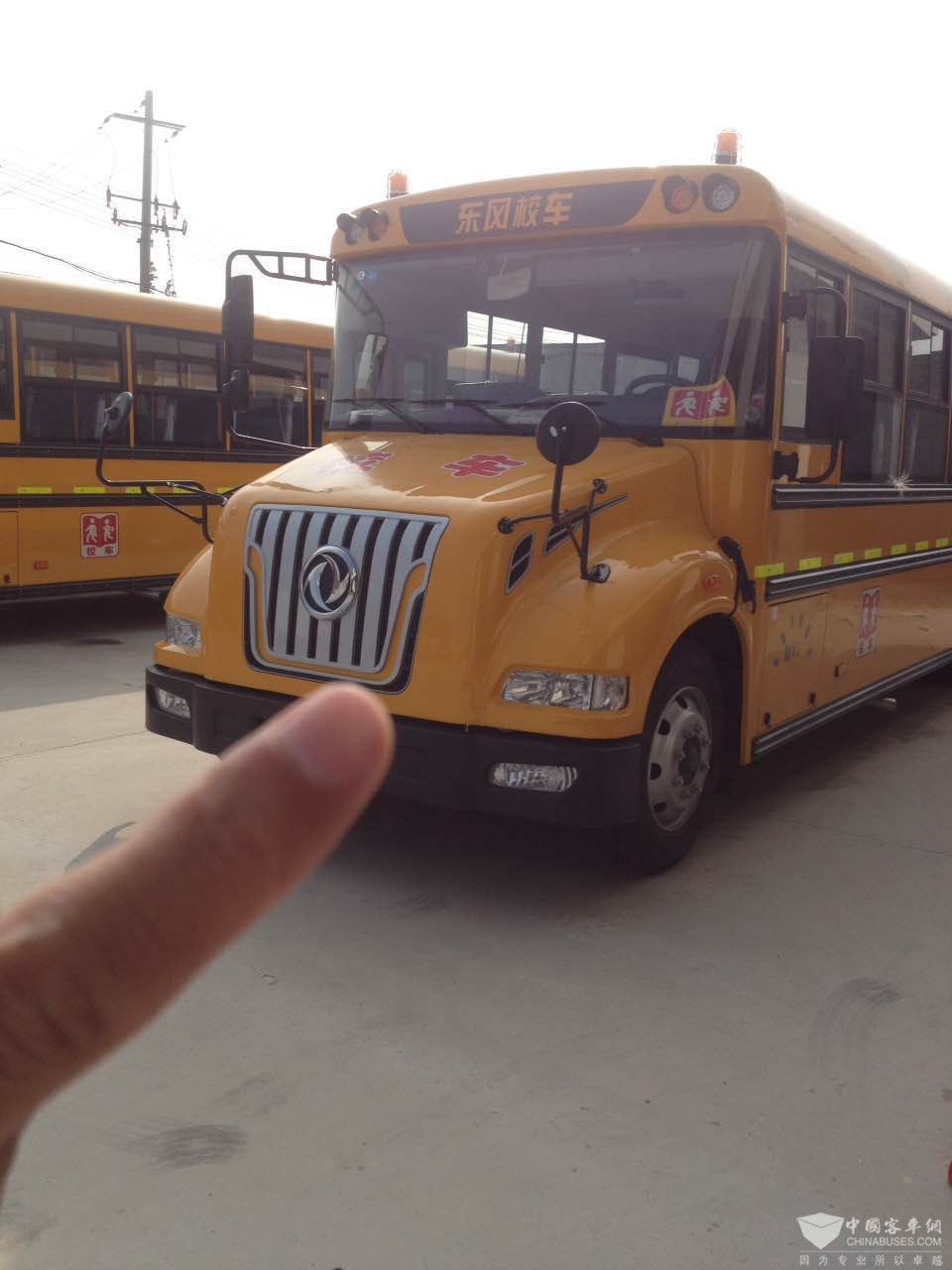 2016年8月东风校车，国五排放