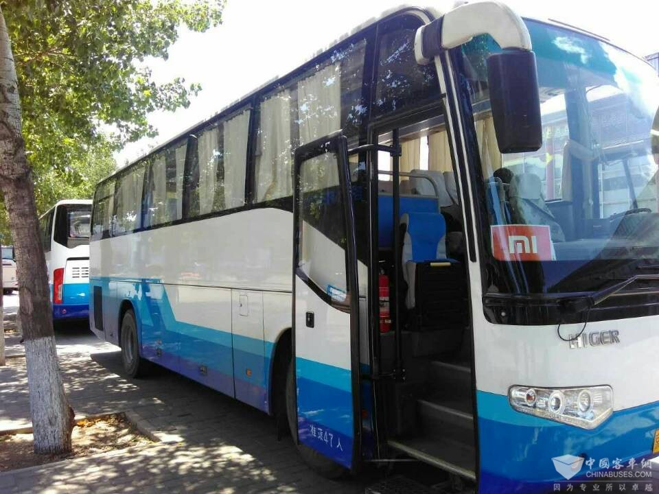 个人出售47座非营运苏州金龙客车 班车使用 无事故 车况好 发动机棒 省油