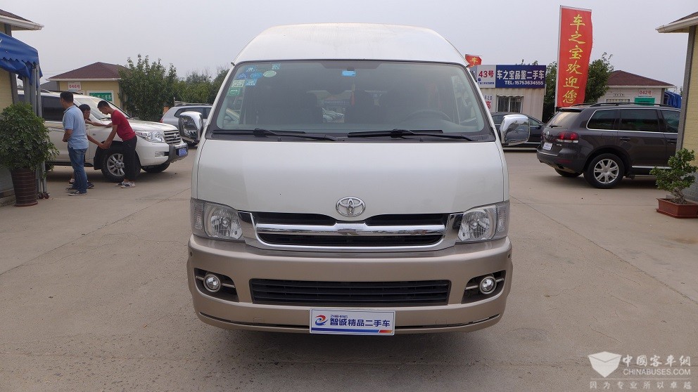 出售2005年丰田海狮