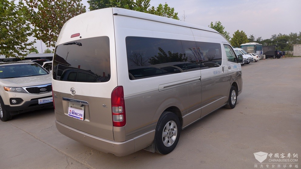 出售2012年5月份丰田大海狮