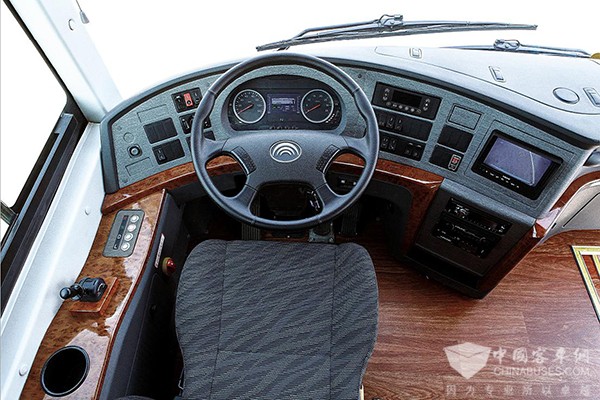 宇通E10纯电动客车