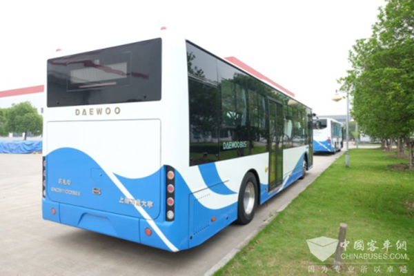 万象SXC6110GBEV3纯电动城市客车