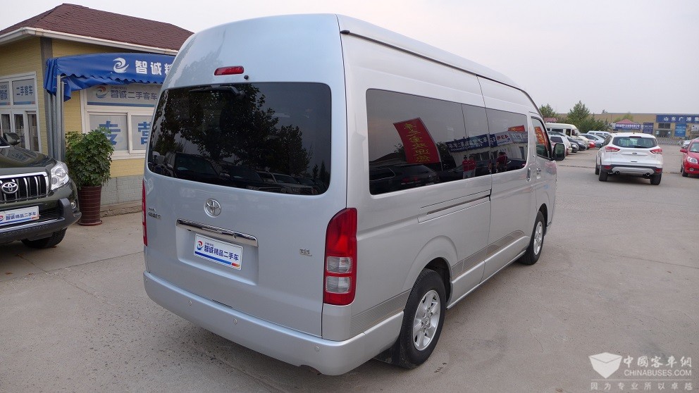 出售2010年7月丰田大海狮