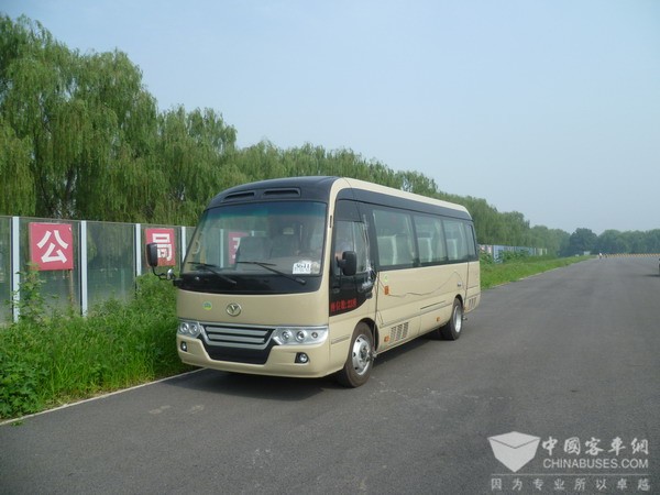 青年客车JNP6700LFCEV