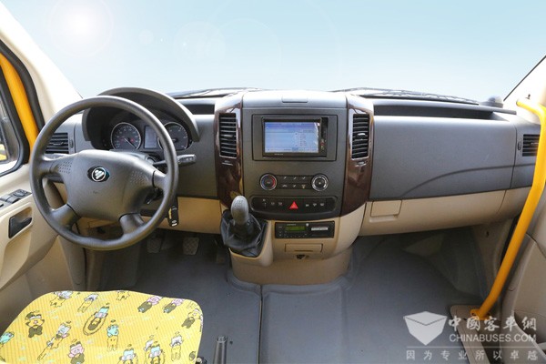 福田欧辉舰桥商务版BJ6590专用校车