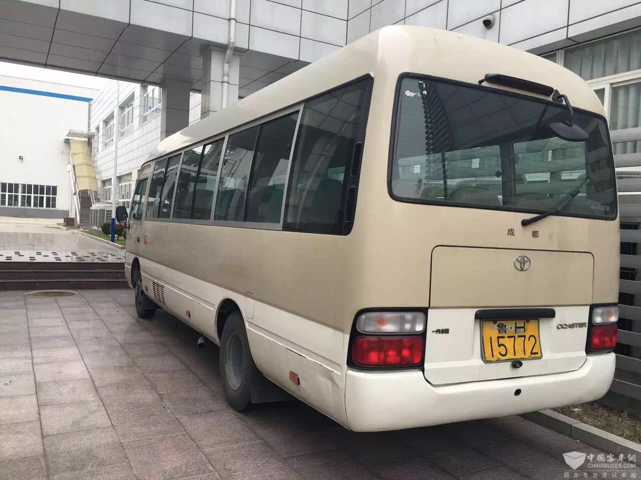 出售2008年20座丰田考斯特