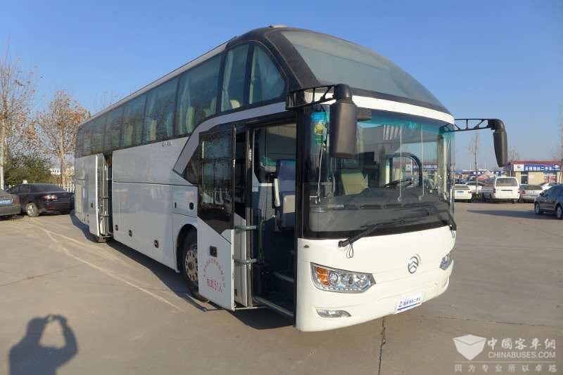 出售2015年5月出厂6月厦门金旅XML6122J38Y 