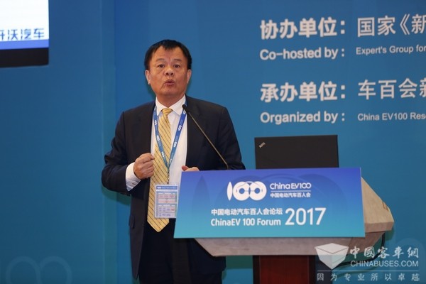 百人会|黄宏生：发展新能源汽车要“粮草先行”，电力金融与输送至关重要