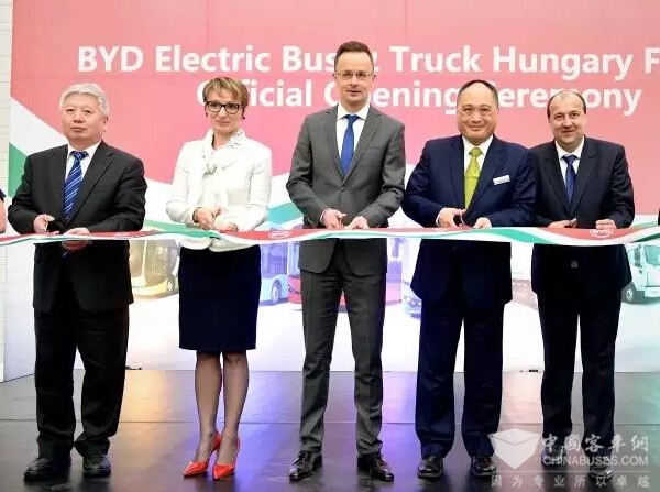如约而至 比亚迪欧洲首座电动大巴厂正式落成